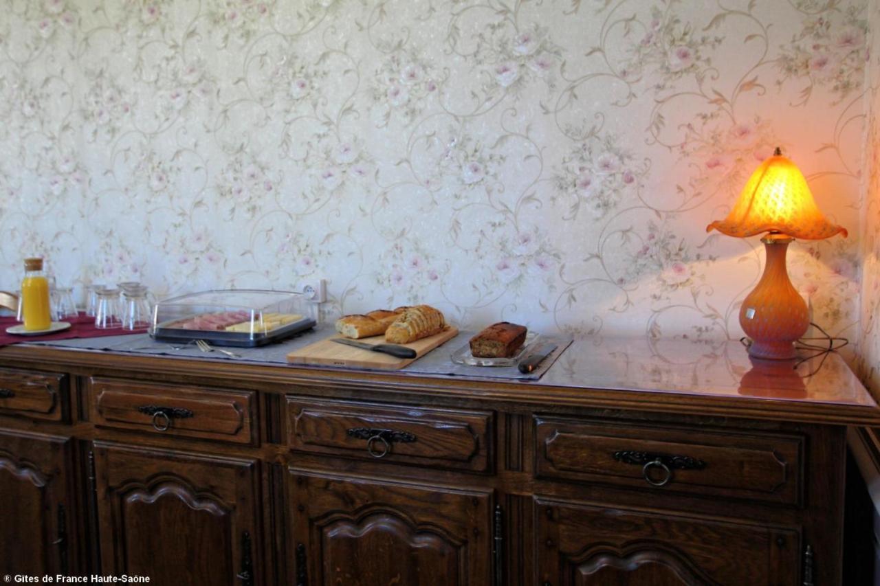 Au Fil Du Temps Bed & Breakfast Fougerolles-Saint-Valbert Dış mekan fotoğraf