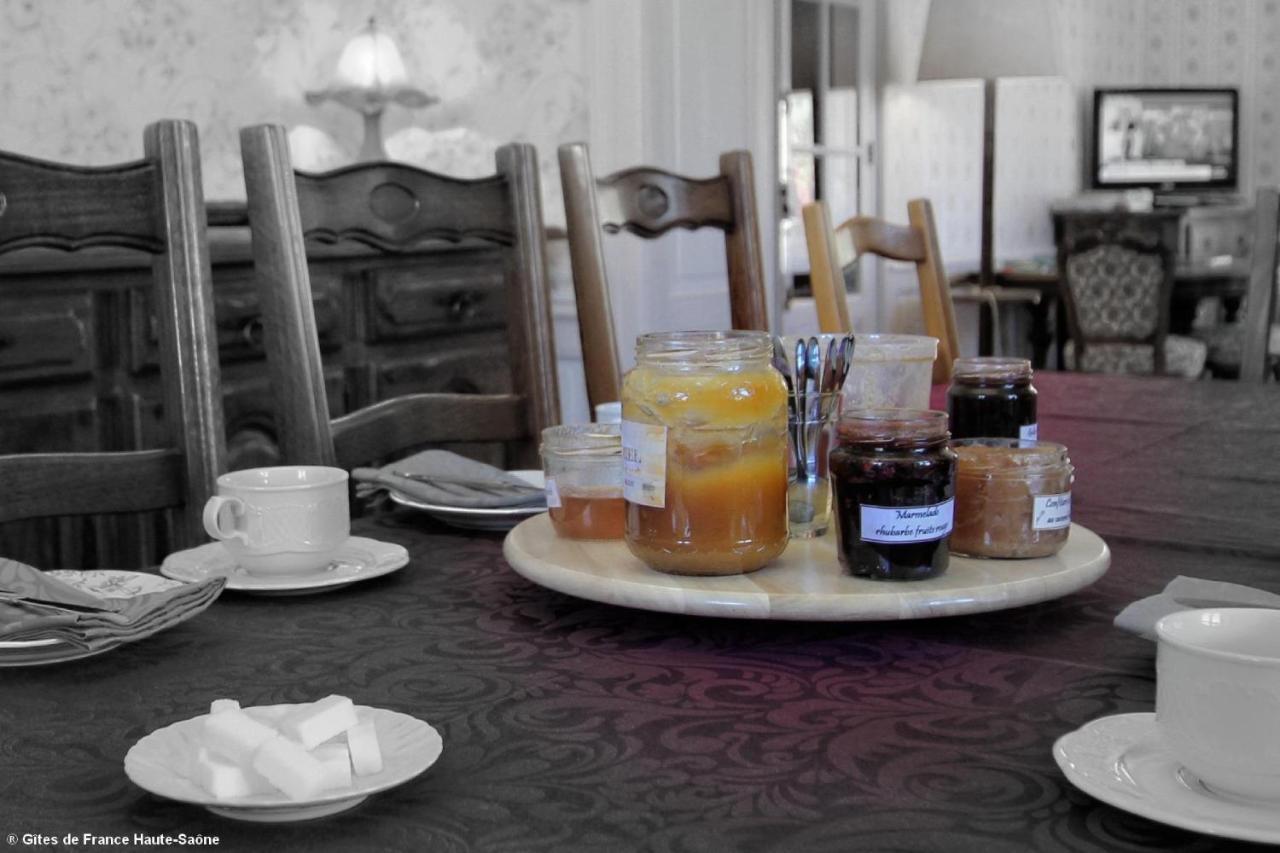 Au Fil Du Temps Bed & Breakfast Fougerolles-Saint-Valbert Dış mekan fotoğraf