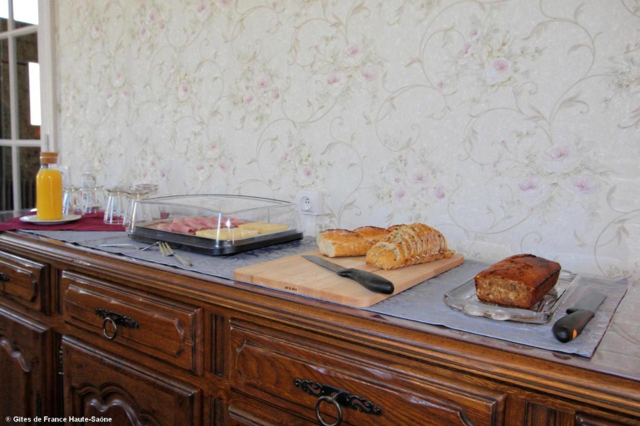 Au Fil Du Temps Bed & Breakfast Fougerolles-Saint-Valbert Dış mekan fotoğraf